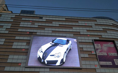 P10 Outdoor Advertising LED Display in Outlets