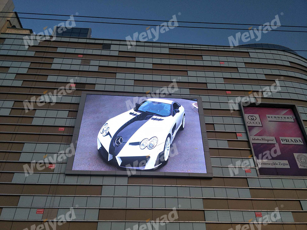 P10 Outdoor Advertising LED Display in Outlets