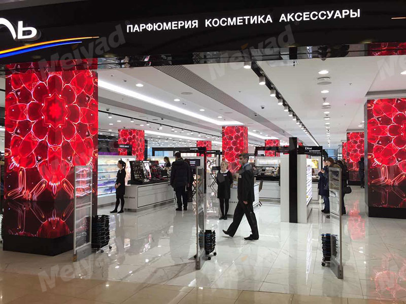 Four Side P2.5 Indoor LED Display in Russia Shpping Mall