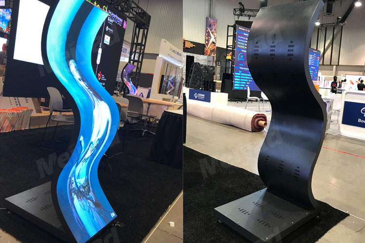 Wavy Flexible LED Display