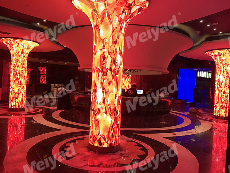  P4 Indoor Flexible LED Display Used in Emperor KTV