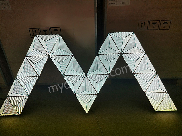 Triangle LED Screen