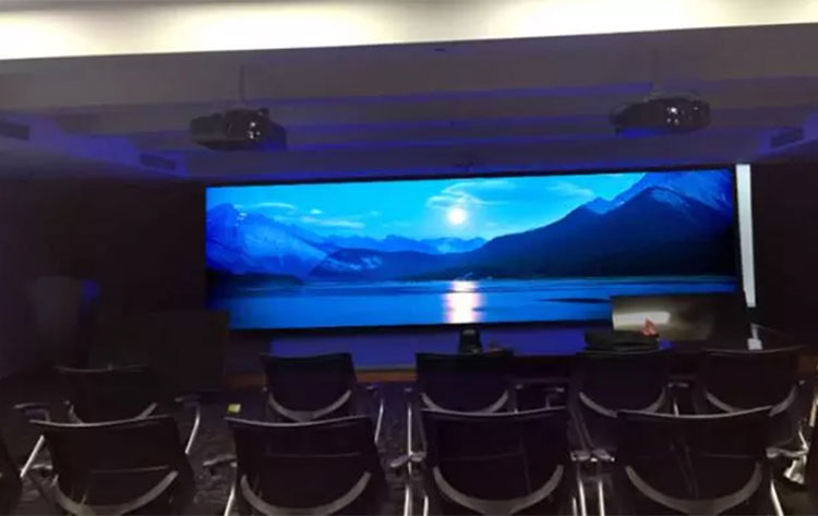 DLP projector used in meeting room