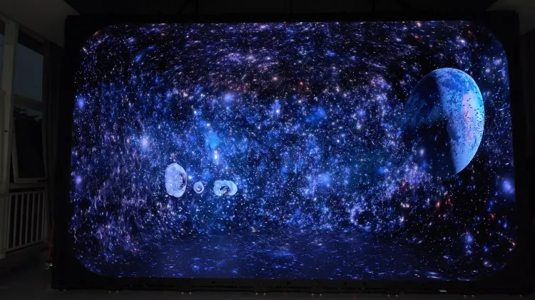 Shenzhen Polytechnic University Immerisive LED CAVE-R Screen