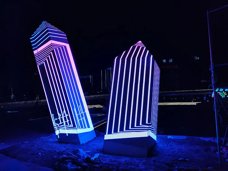 P4 Outdoor Ivory Tower LED Display