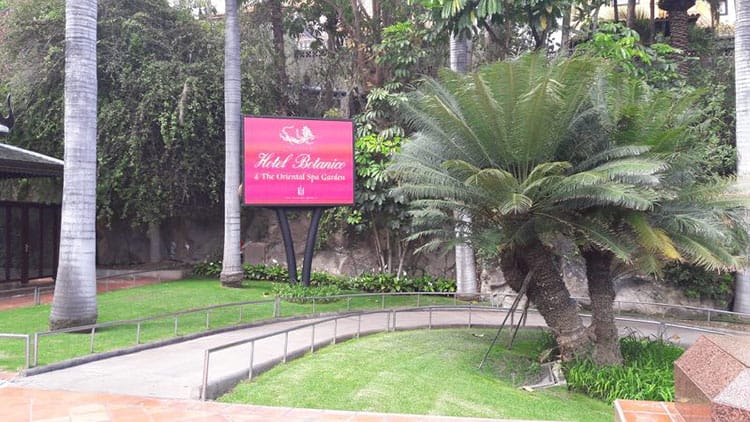 P6 Outdoor Fixed LED Sign Board in Spain