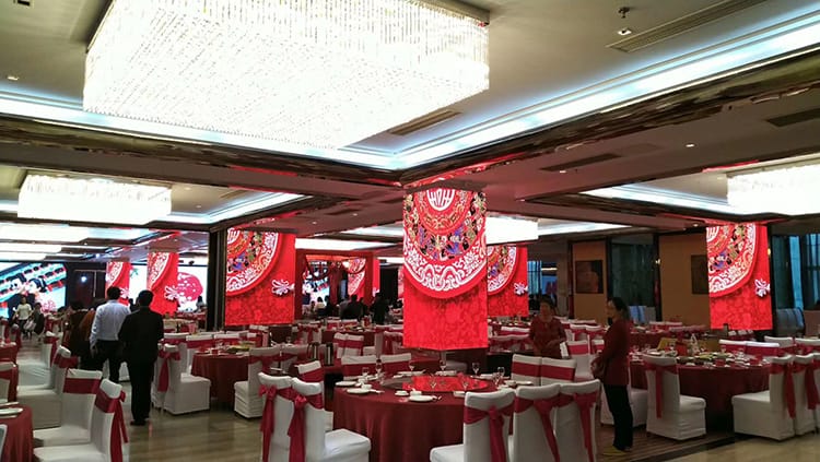 Suzhou Hotel P4 Indoor LED Cube Display